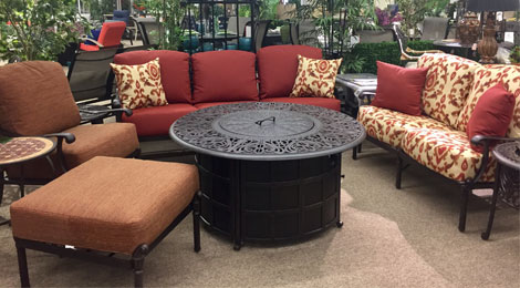 Cast Aluminum Vs Extruded In Patio Furniture Stauffers - What Is The Difference Between Aluminum And Cast Patio Furniture
