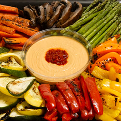 hummus with grilled veggies