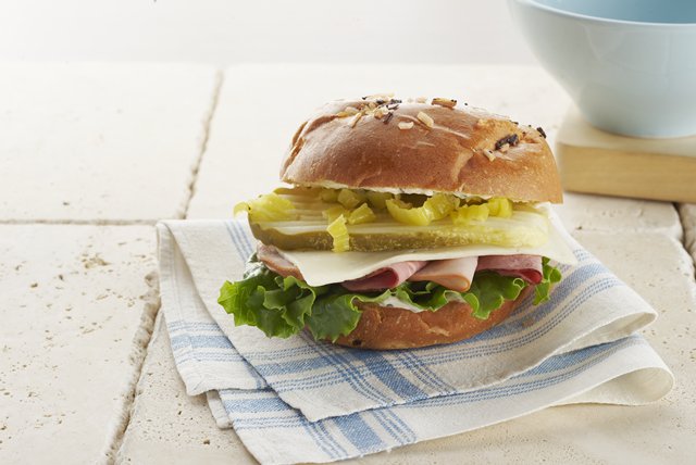 no-cook summer dinner recipes: pub grub sandwich on a blue plaid napkin