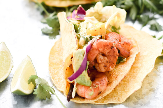 no-cook summer dinner recipes: spicy shrimp tacos